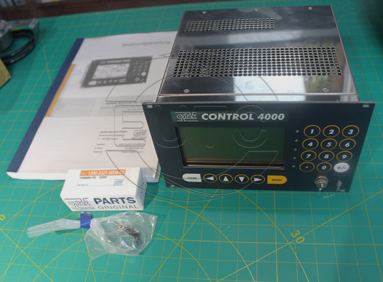 Bộ chuyển đổi chùm tia kép loại C4202 Control 4000