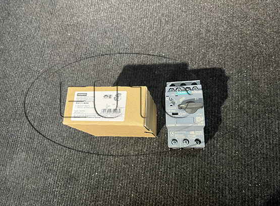 Circuit breaker size S0 for motor protection