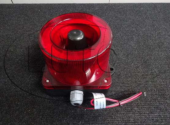 Đèn còi gắn tường 115dB, LED nháy, IP66
