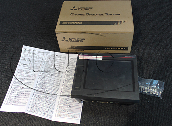 Màn hình HMI GT2705-VTBD Mitsubishi