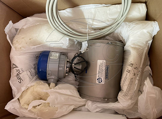 Electromagnetic flow sensor