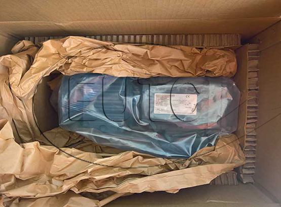 Helical gearmotor