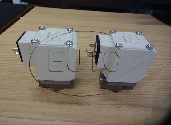 DIRECTIONAL CONTROL VALVE